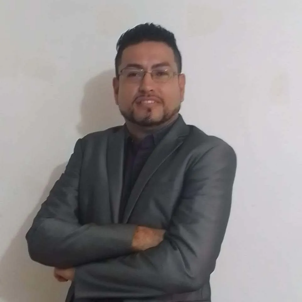 Oscar Andrés, Secretario
